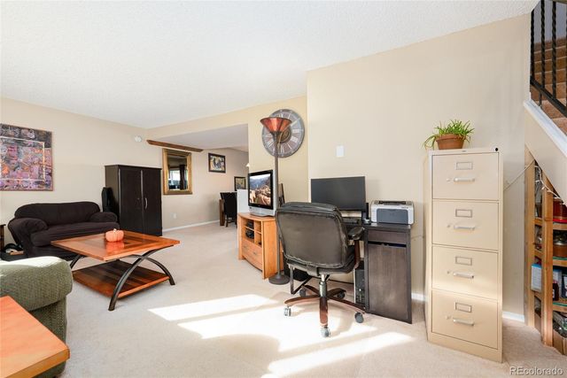 1233 S Troy Street, Aurora, CO 80012