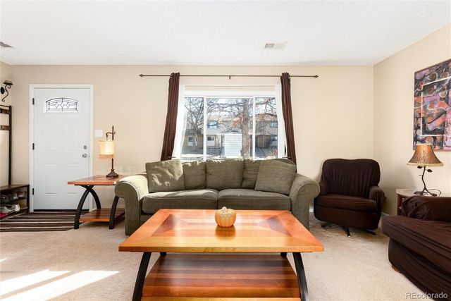 1233 S Troy Street, Aurora, CO 80012