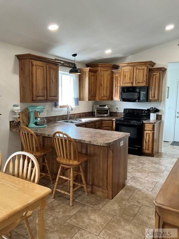 1125 Richland Avenue, Idaho Falls, ID 83401