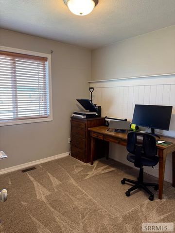 1125 Richland Avenue, Idaho Falls, ID 83401