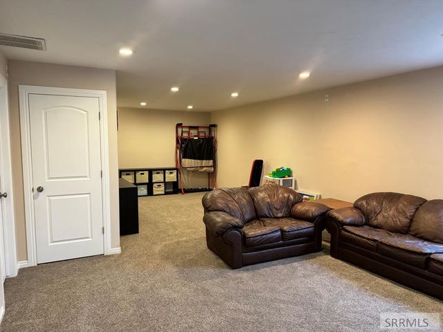 1125 Richland Avenue, Idaho Falls, ID 83401