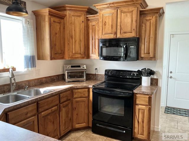 1125 Richland Avenue, Idaho Falls, ID 83401