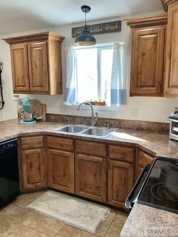 1125 Richland Avenue, Idaho Falls, ID 83401