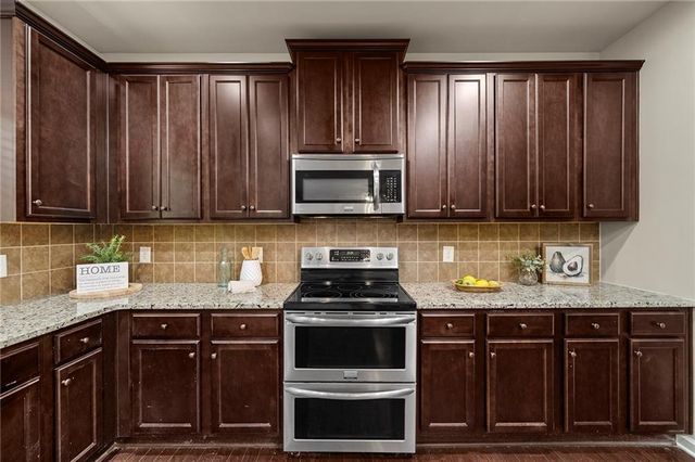 111 Cessna Drive, Canton, GA 30114