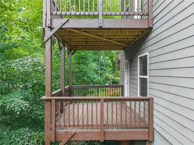 111 Cessna Drive, Canton, GA 30114