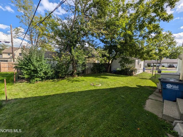 1910 Fernhill Road, Toledo, OH 43607