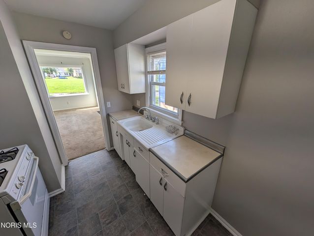 1910 Fernhill Road, Toledo, OH 43607