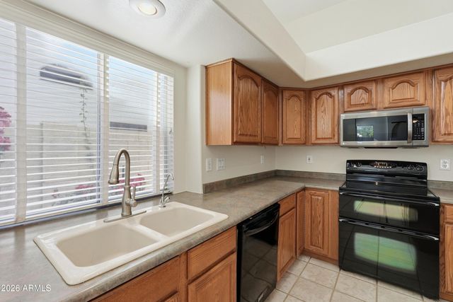 12434 W MONTE VISTA Road, Avondale, AZ 85392