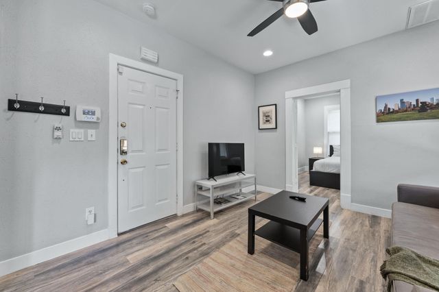 412 Drew Street 2, Houston, TX 77006
