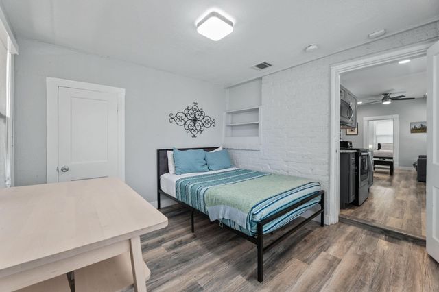 412 Drew Street 2, Houston, TX 77006