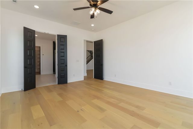 4300 S 89th Place, Bentonville, AR 72713