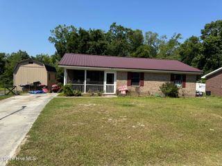 122 Hampton Drive, Castle Hayne, NC 28429