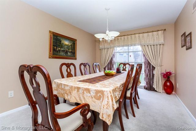 5082 Westmoreland Drive, Troy, MI 48085