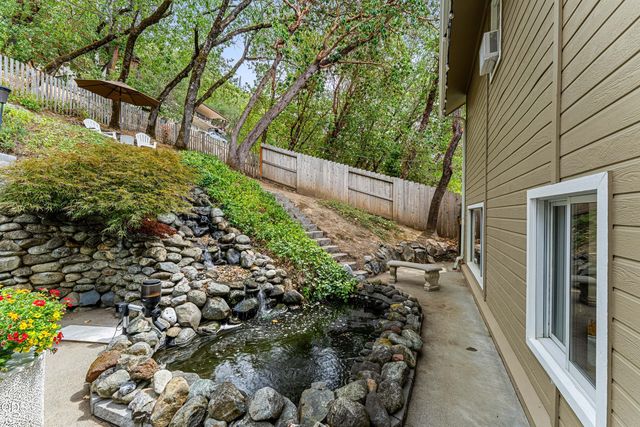 1628 NE Terrace Drive, Grants Pass, OR 97526
