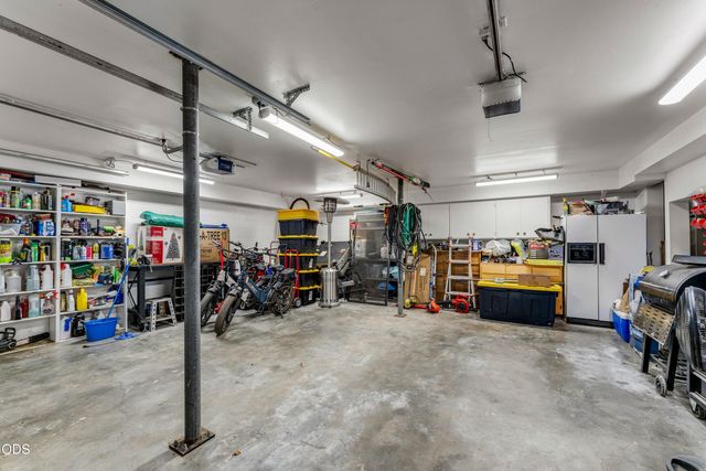 1628 NE Terrace Drive, Grants Pass, OR 97526