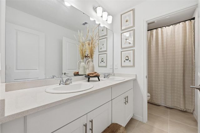 1017 CALICO POINTE CIRCLE, Groveland, FL 34736