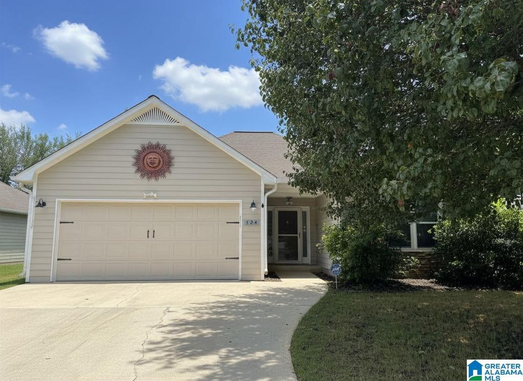 124 CEDAR GROVE PARKWAY, Alabaster, AL 35114