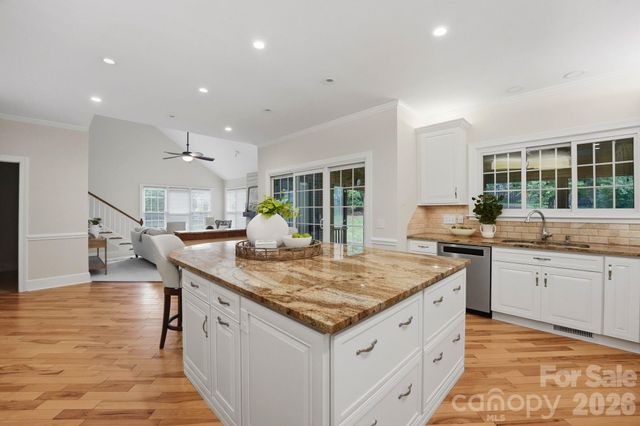 7006 Darnley Place, Charlotte, NC 28226