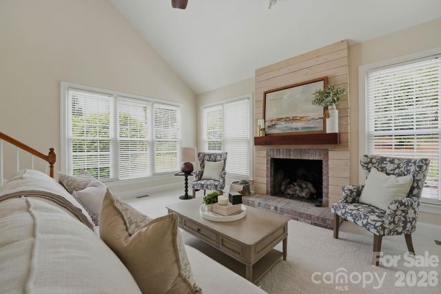 7006 Darnley Place, Charlotte, NC 28226