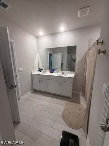 4134 Peaceful River LN, Fort Myers, FL 33905