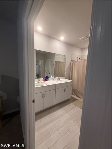 4134 Peaceful River LN, Fort Myers, FL 33905