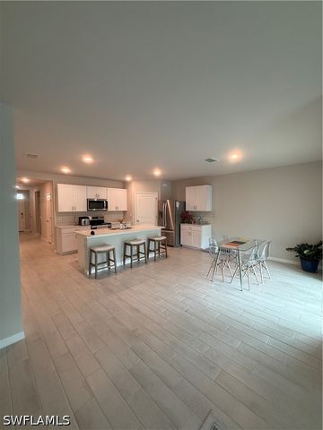 4134 Peaceful River LN, Fort Myers, FL 33905