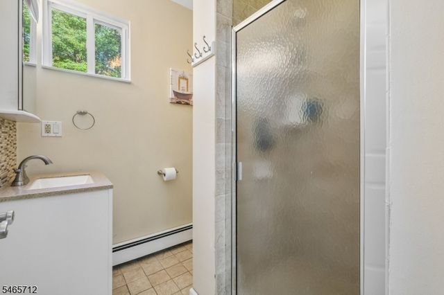 137 Ravine Ave, West Caldwell Twp., NJ 07006