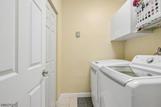 137 Ravine Ave, West Caldwell Twp., NJ 07006