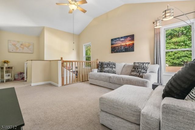 137 Ravine Ave, West Caldwell Twp., NJ 07006