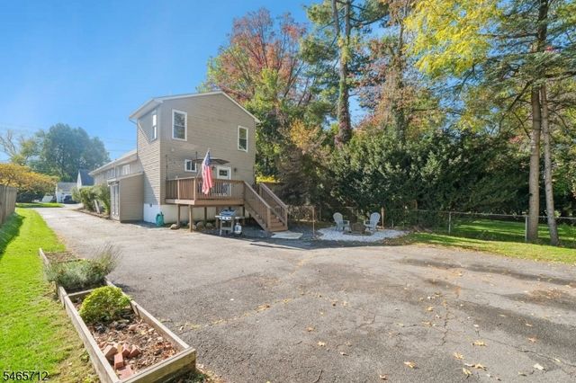 137 Ravine Ave, West Caldwell Twp., NJ 07006