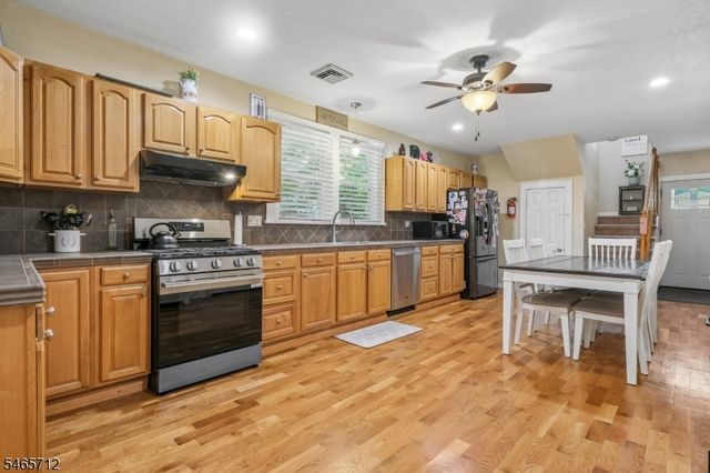 137 Ravine Ave, West Caldwell Twp., NJ 07006