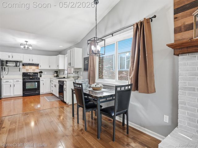 176 S BIGGS Street, Belleville, MI 48111