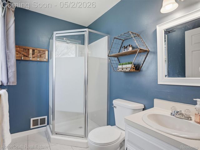 176 S BIGGS Street, Belleville, MI 48111