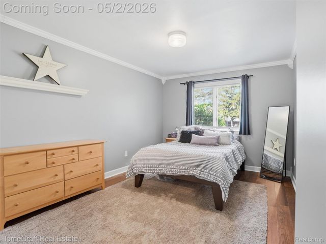 176 S BIGGS Street, Belleville, MI 48111