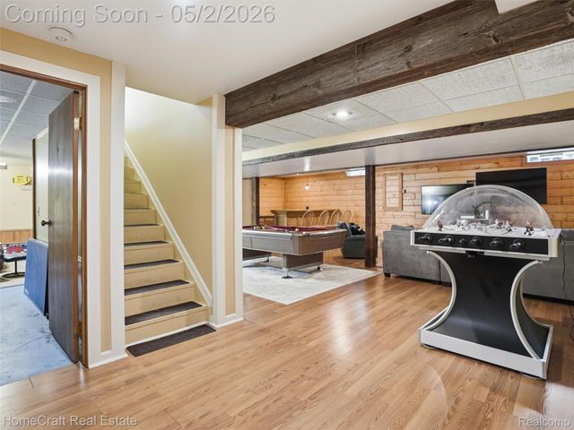 176 S BIGGS Street, Belleville, MI 48111