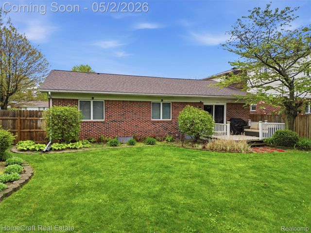 176 S BIGGS Street, Belleville, MI 48111