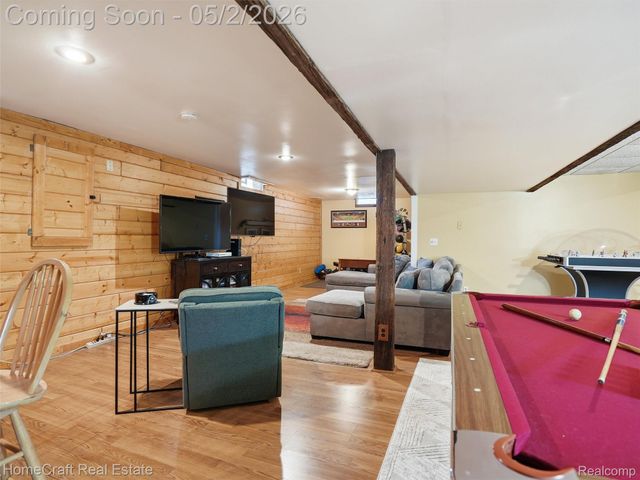 176 S BIGGS Street, Belleville, MI 48111