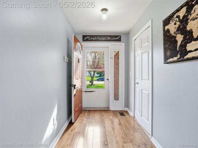176 S BIGGS Street, Belleville, MI 48111