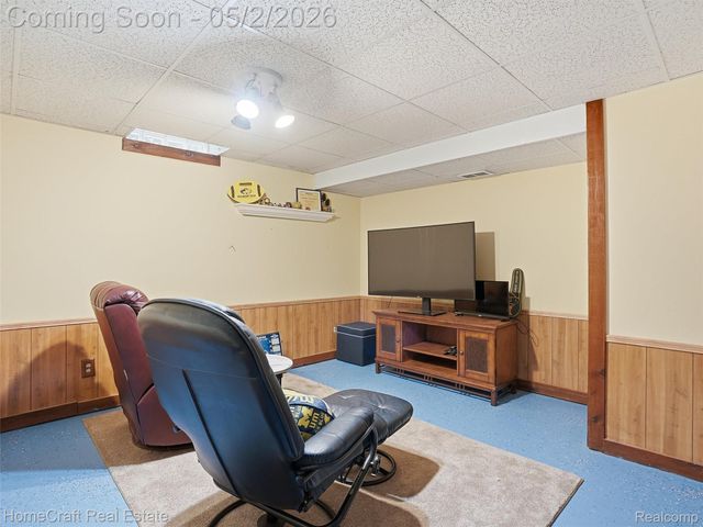 176 S BIGGS Street, Belleville, MI 48111