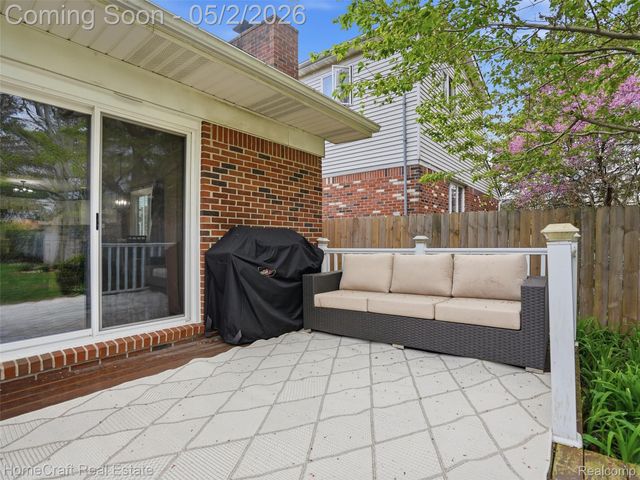 176 S BIGGS Street, Belleville, MI 48111