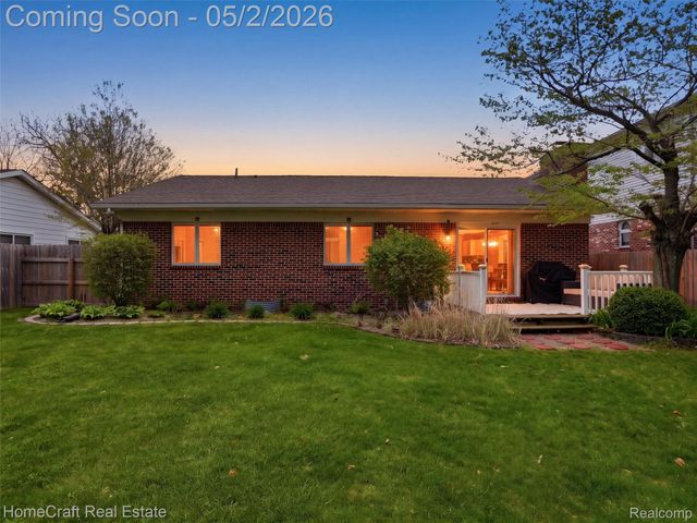 176 S BIGGS Street, Belleville, MI 48111