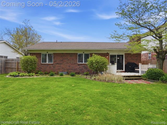 176 S BIGGS Street, Belleville, MI 48111
