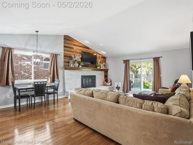 176 S BIGGS Street, Belleville, MI 48111