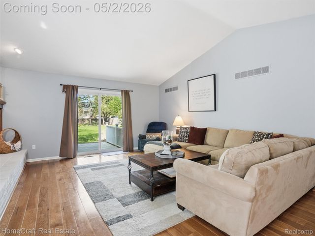 176 S BIGGS Street, Belleville, MI 48111
