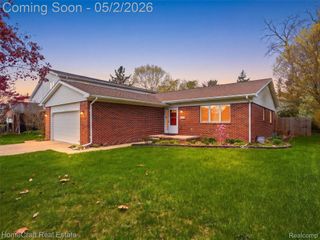 176 S BIGGS Street, Belleville, MI 48111