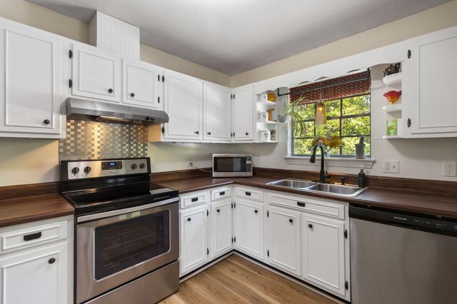4825 Montcrest Drive, Chattanooga, TN 37416