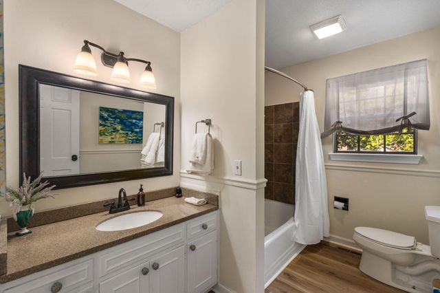 4825 Montcrest Drive, Chattanooga, TN 37416