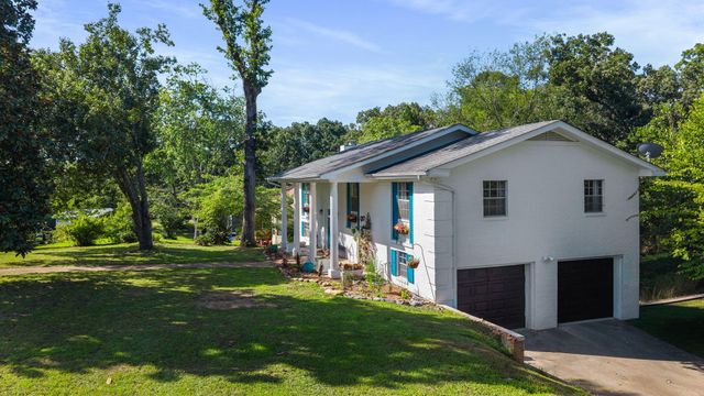 4825 Montcrest Drive, Chattanooga, TN 37416