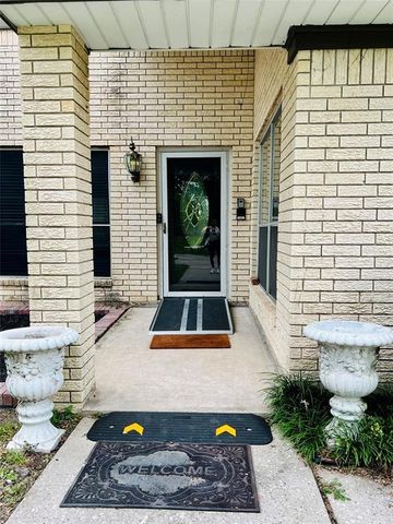 14221 Horseshoe Bend, Conroe, TX 77384