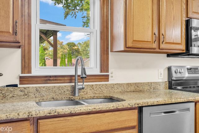 4460 Cambridge Drive, Port Huron Twp, MI 48060